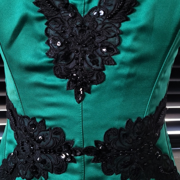 INTIMATE ATTITUDES VINTAGE EMERALD GREEN CORSET - Picture 4 of 8
